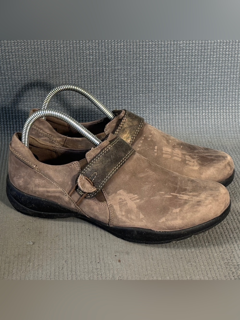 Clarks Women's Roseville Dot Loafer Comfort Shoes Dark Taupe Size 8